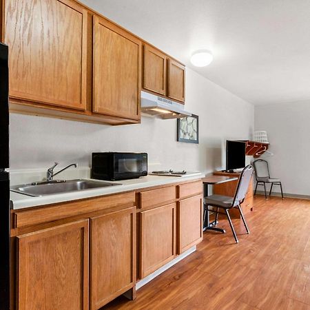 Woodspring Suites Tulsa Zewnętrze zdjęcie