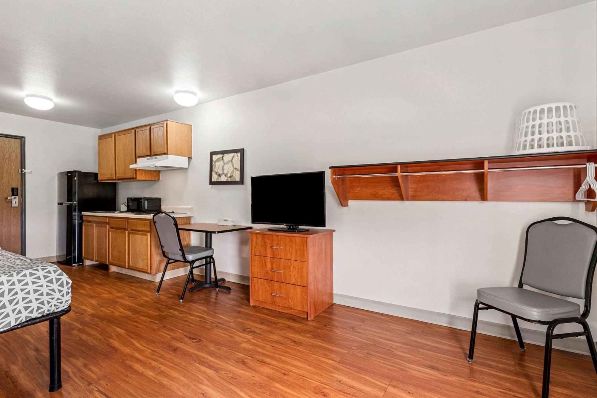 Woodspring Suites Tulsa Zewnętrze zdjęcie
