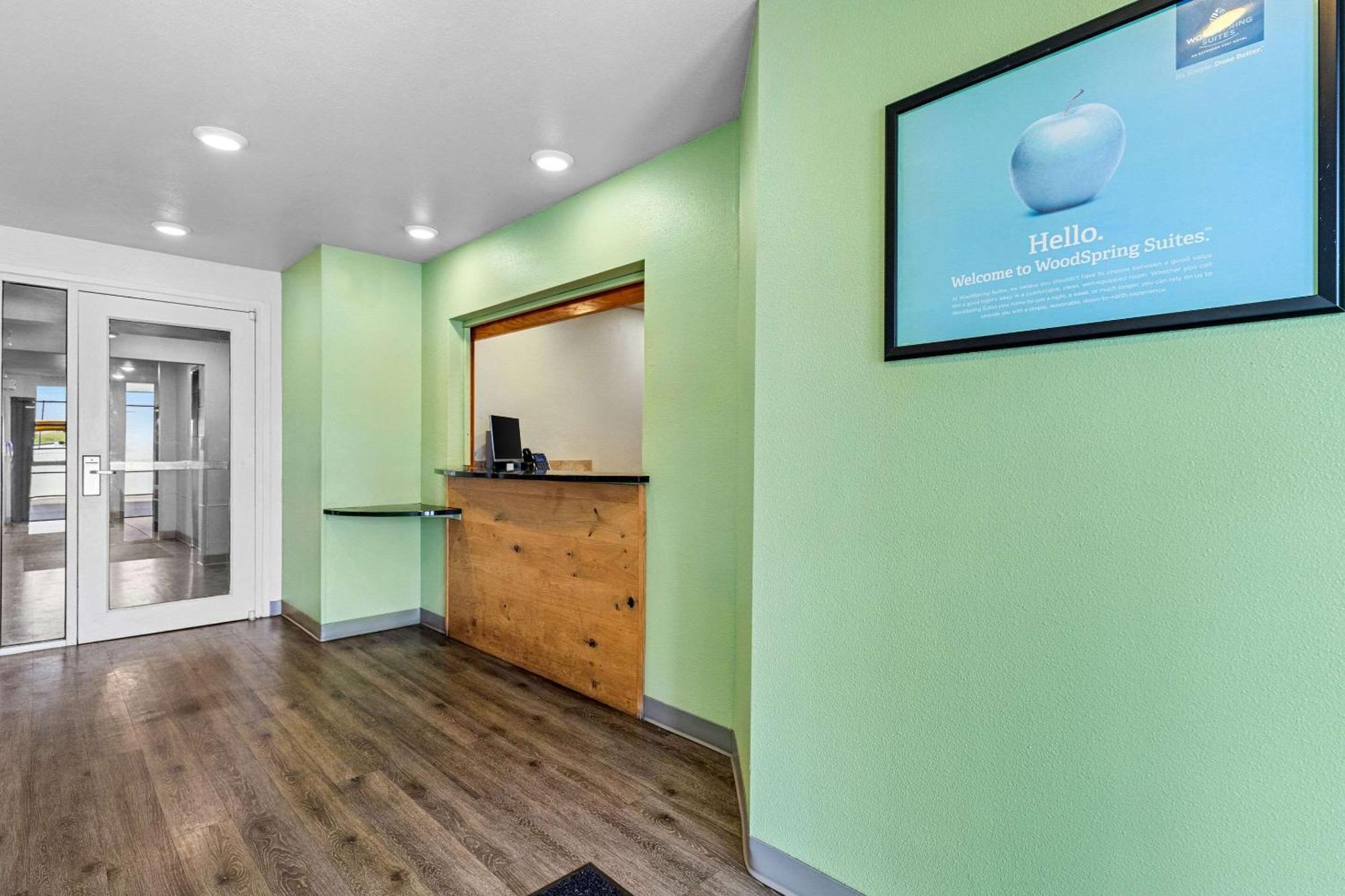 Woodspring Suites Tulsa Zewnętrze zdjęcie