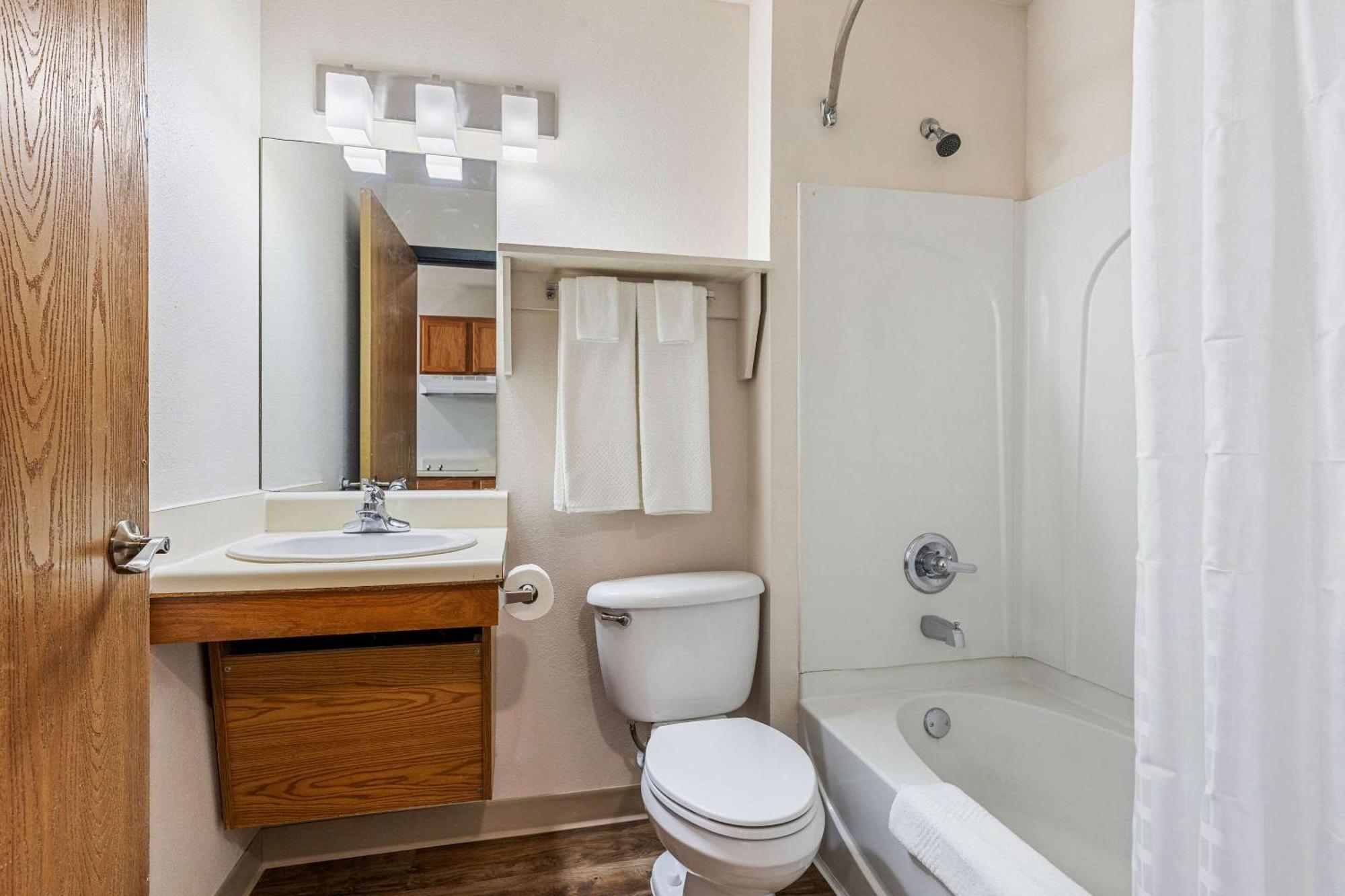 Woodspring Suites Tulsa Zewnętrze zdjęcie