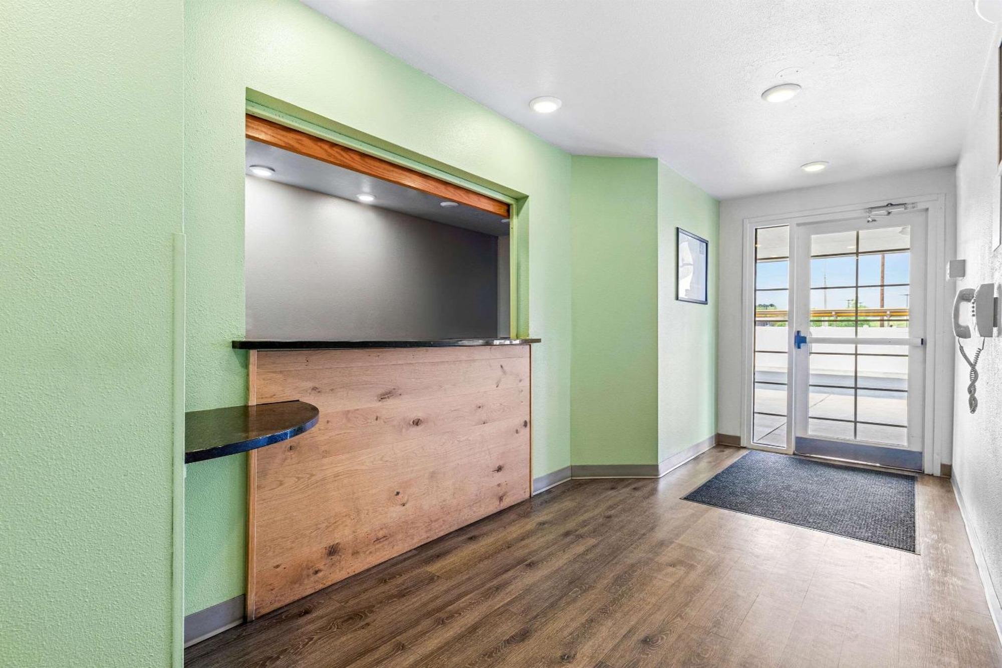 Woodspring Suites Tulsa Zewnętrze zdjęcie