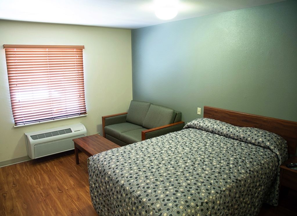 Woodspring Suites Tulsa Pokój zdjęcie