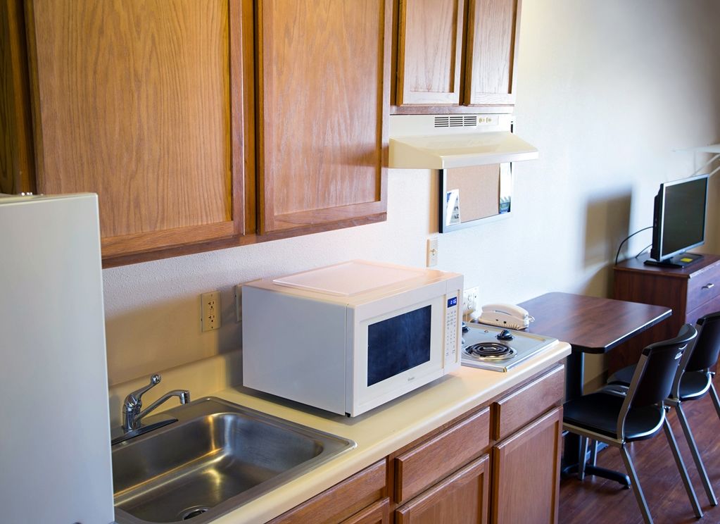 Woodspring Suites Tulsa Pokój zdjęcie