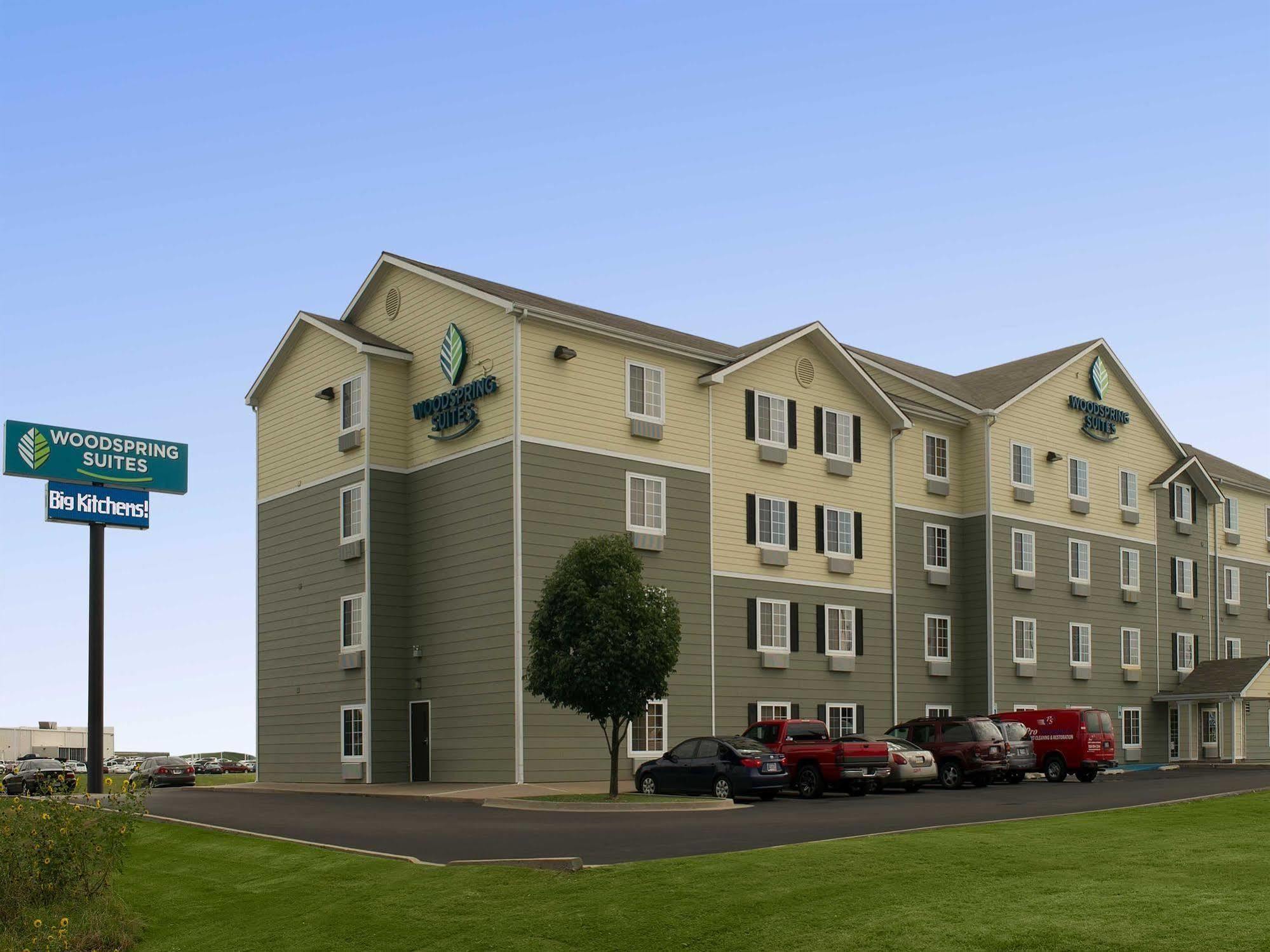 Woodspring Suites Tulsa Zewnętrze zdjęcie