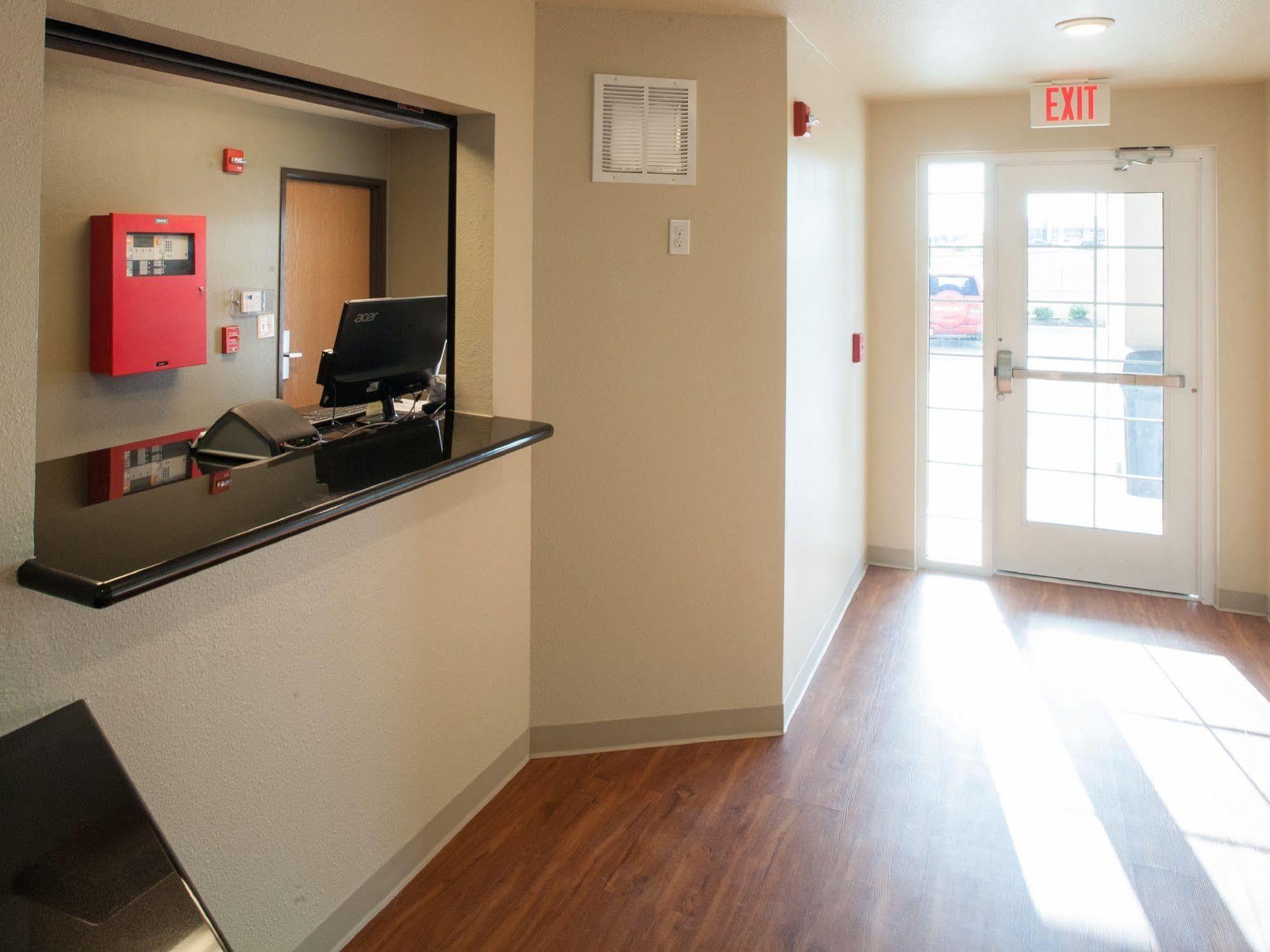 Woodspring Suites Tulsa Zewnętrze zdjęcie